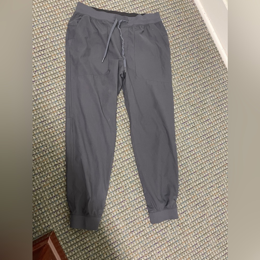 BRAND NEW lululemon joggers